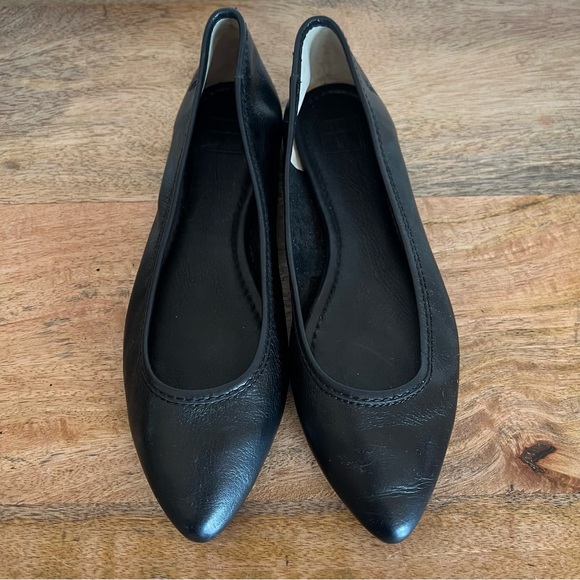Frye HEATHER BALLET Black Leather Flats Size 6.5 - Picture 3 of 11